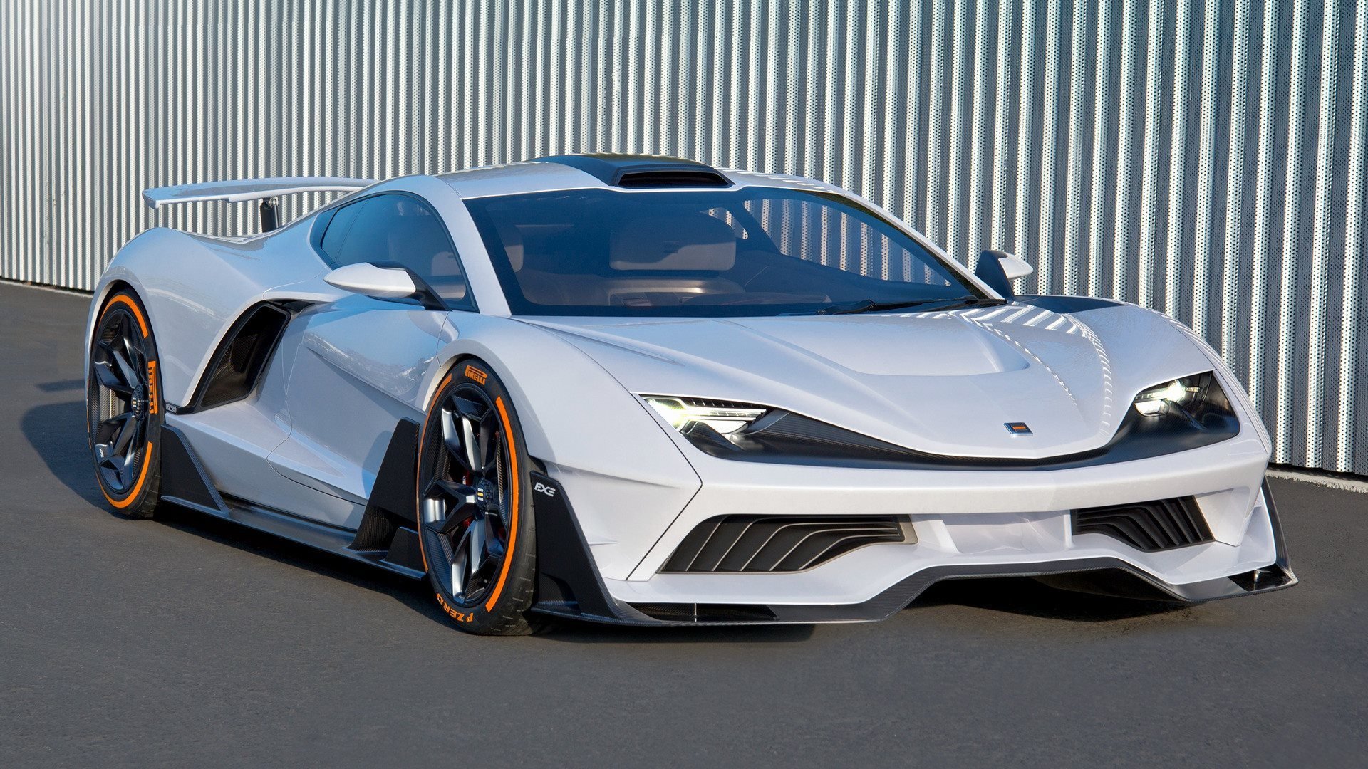 塔特的强力突破打破对方防线，袋鼠队获得致命反击机会