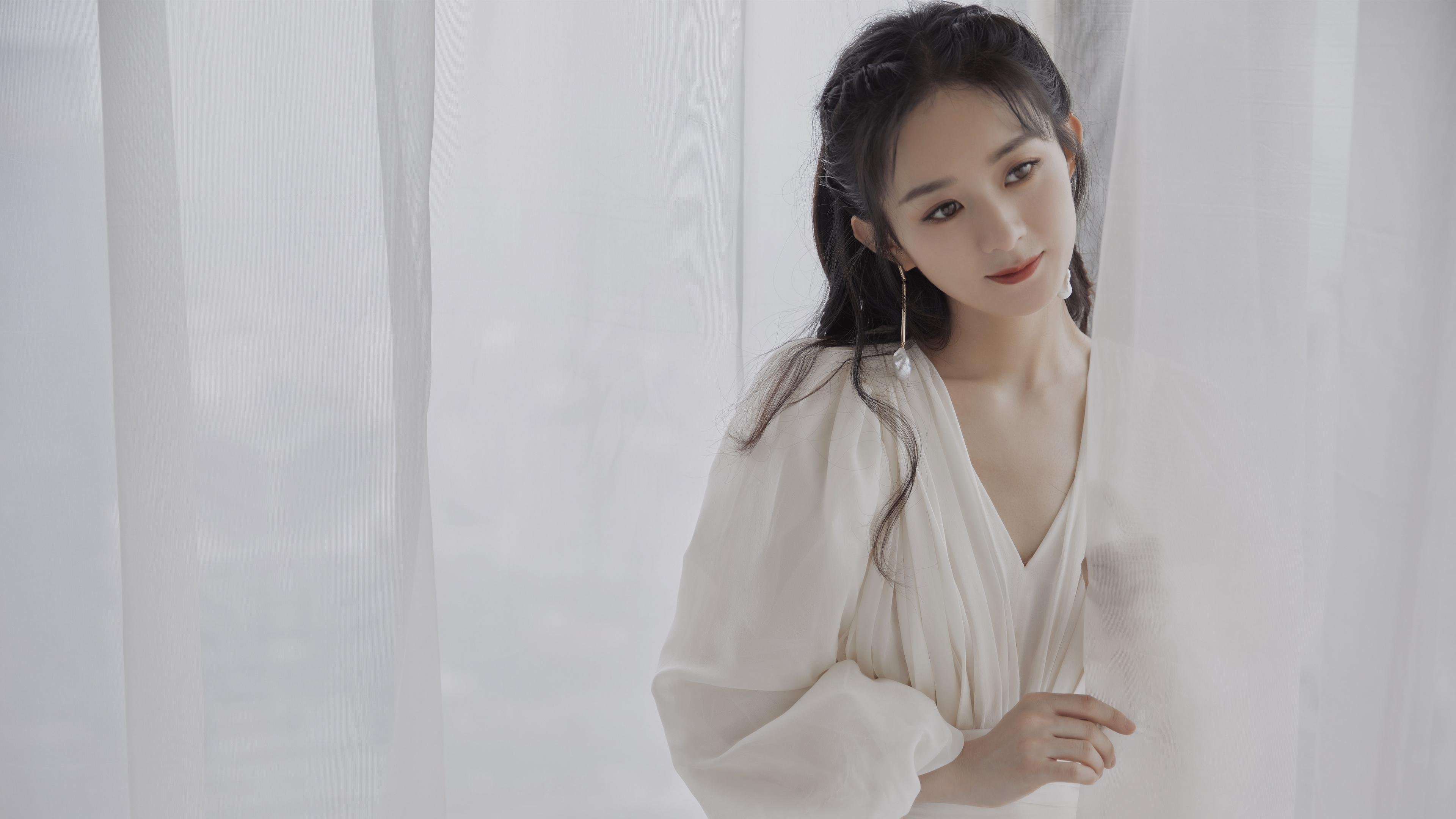 水球攻防转换中立代表队A节奏明快，水球犯规区